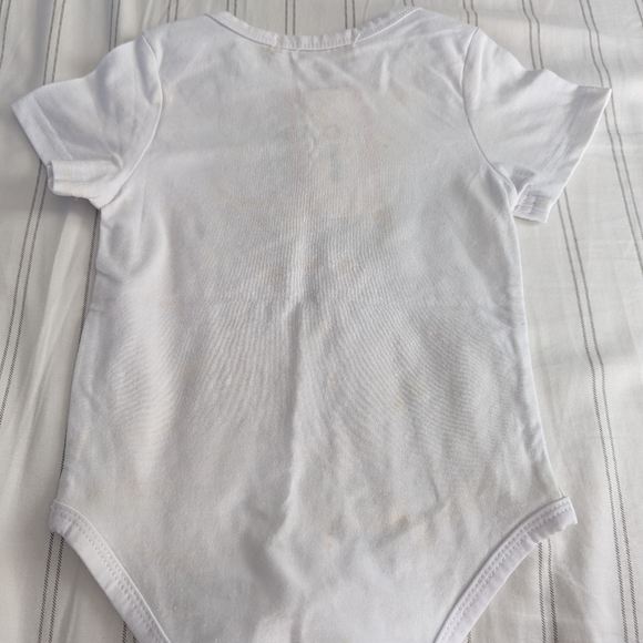 Baby onesie - Picture 3 of 3